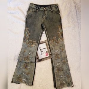 Flash Sale BC Amazing embroidered w crystals jeans boho chic